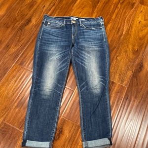 Nice pair of boyfriend jeans, dark wash